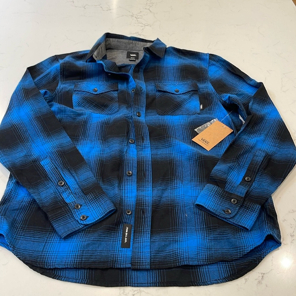 Vans Men’s light flannel button down shirt - sz- medium